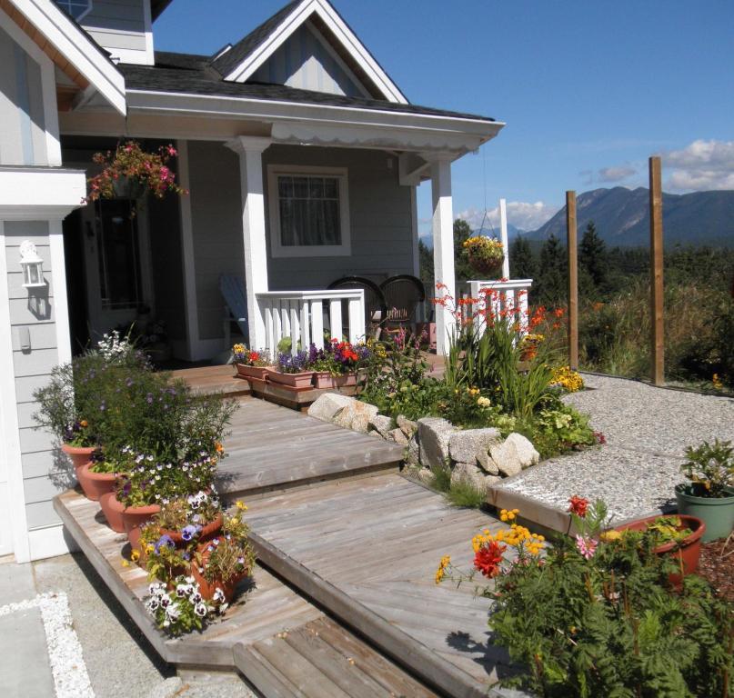 Above The Inlet Hotel Sechelt Ruang foto